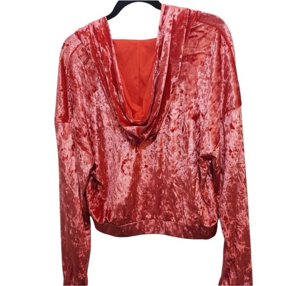 NWT- Fabletics- Crushed Velvet Velour Zip Up Hoodie, Size XL - Picture 6 of 10
